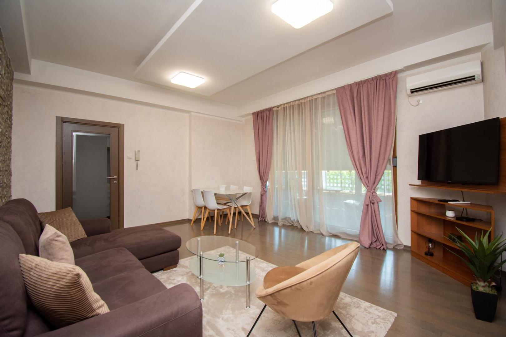 Maxim Compass Apartment Ποντγορίτσα Εξωτερικό φωτογραφία