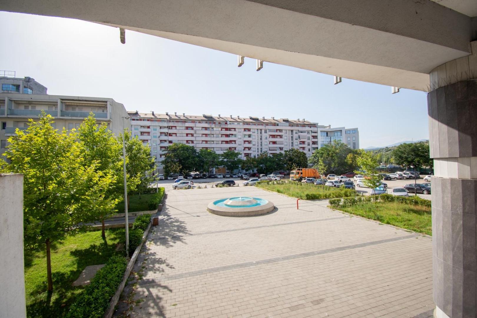 Maxim Compass Apartment Ποντγορίτσα Εξωτερικό φωτογραφία